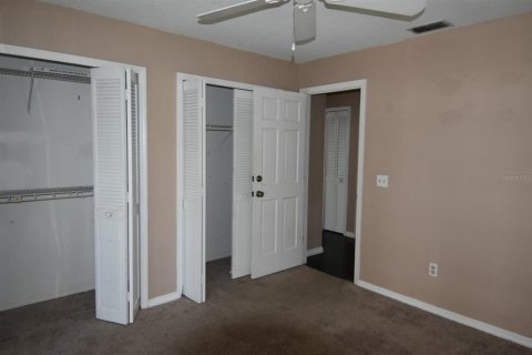 Villa ou maison à vendre à Deltona, Floride: 3 chambres, 182.92 m2 № 1909533 - photo 23