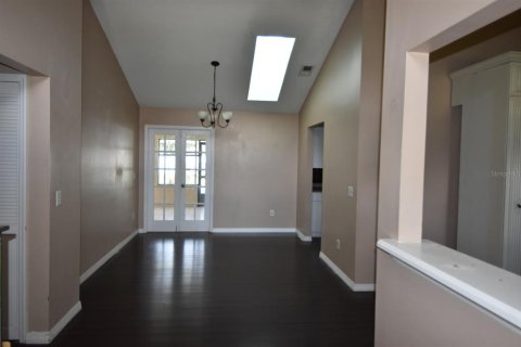 Villa ou maison à vendre à Deltona, Floride: 3 chambres, 182.92 m2 № 1909533 - photo 29