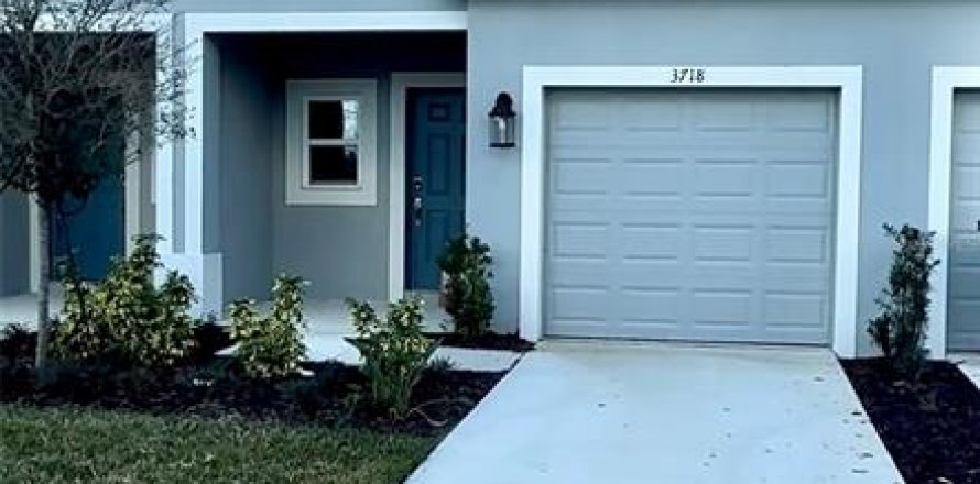 Touwnhouse à Kissimmee, Floride 3 chambres, 130.71 m2 № 2377719