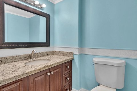 Condo in North Miami Beach, Florida, 1 bedroom № 2033664 - photo 10