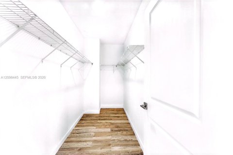 Touwnhouse à louer à Homestead, Floride: 4 chambres, 163.23 m2 № 2394989 - photo 16