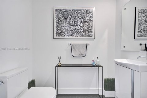 Снять в аренду кондоминиум в Майами, Флорида 2 спальни, 153.01м2, № 1974236 - фото 13