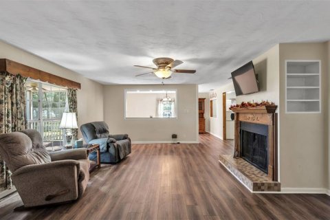 House in Plant City, Florida 3 bedrooms, 133.78 sq.m. № 2201244 - photo 5