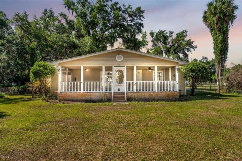 House in Plant City, Florida 3 bedrooms, 133.78 sq.m. № 2201244 - photo 22