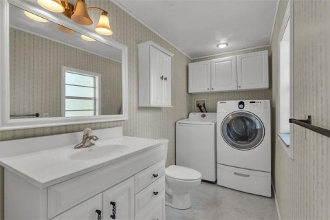 House in Plant City, Florida 3 bedrooms, 133.78 sq.m. № 2201244 - photo 11