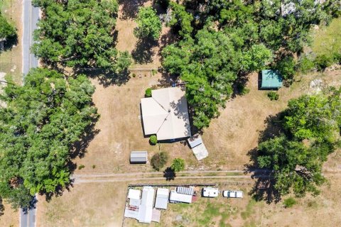 House in Plant City, Florida 3 bedrooms, 133.78 sq.m. № 2201244 - photo 24