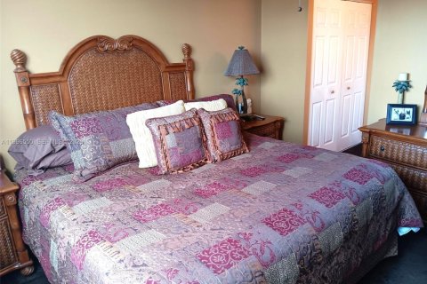 Copropriété à vendre à North Miami Beach, Floride: 1 chambre, 76.92 m2 № 2058449 - photo 15