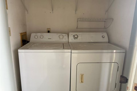 Condominio en alquiler en Tampa, Florida, 2 dormitorios, 72.56 m2 № 1903286 - foto 12