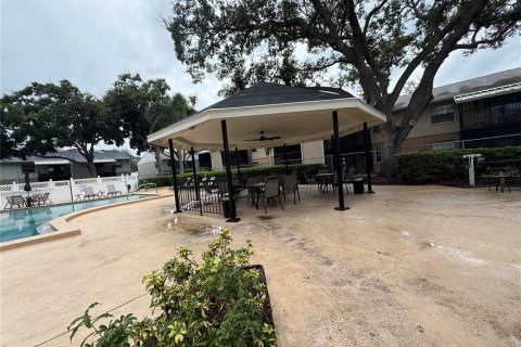 Condominio en alquiler en Tampa, Florida, 2 dormitorios, 72.56 m2 № 1903286 - foto 14