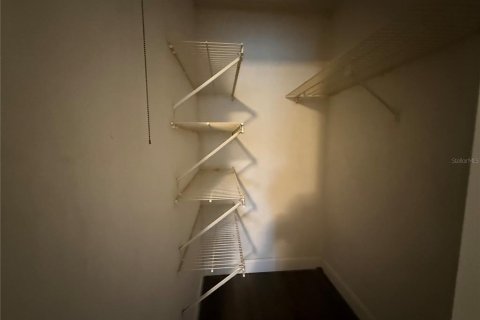 Condominio en alquiler en Tampa, Florida, 2 dormitorios, 72.56 m2 № 1903286 - foto 11