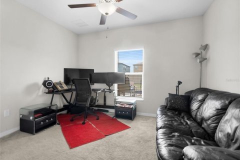 Casa en alquiler en Sun City Center, Florida, 6 dormitorios, 242.85 m2 № 1837974 - foto 20
