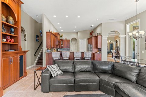 House in Lake Mary, Florida 5 bedrooms, 431.25 sq.m. № 1744331 - photo 12