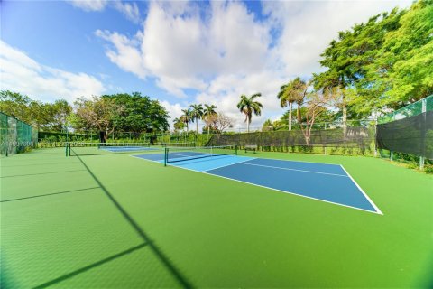 Condominio en venta en Miami, Florida, 3 dormitorios, 102.94 m2 № 2066856 - foto 17