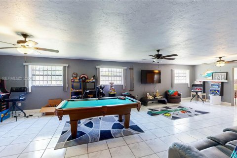 Villa ou maison à vendre à Miami, Floride: 7 chambres, 487.83 m2 № 2004560 - photo 30