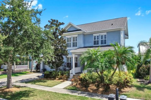 House in Apollo Beach, Florida 4 bedrooms, 273.88 sq.m. № 1909276 - photo 1