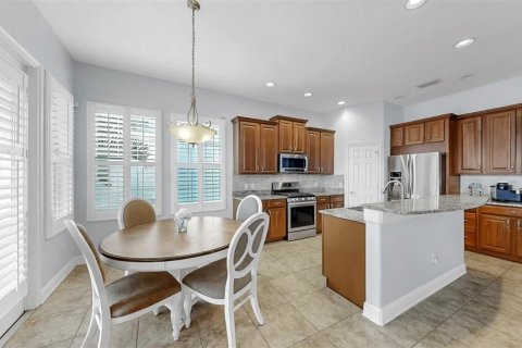 House in Apollo Beach, Florida 4 bedrooms, 273.88 sq.m. № 1909276 - photo 23