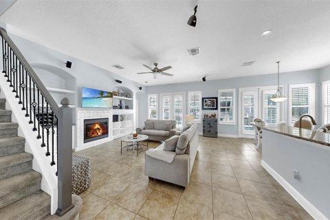 House in Apollo Beach, Florida 4 bedrooms, 273.88 sq.m. № 1909276 - photo 24