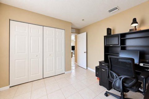 Villa ou maison à vendre à Port St. Lucie, Floride: 3 chambres, 140.28 m2 № 2399733 - photo 25