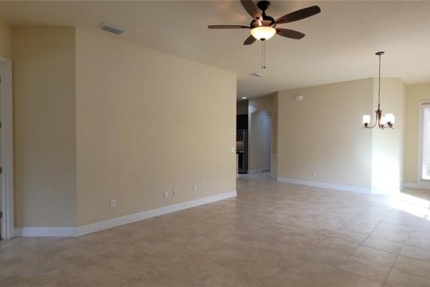 Townhouse in Ormond Beach, Florida 3 bedrooms, 139.45 sq.m. № 2104049 - photo 10