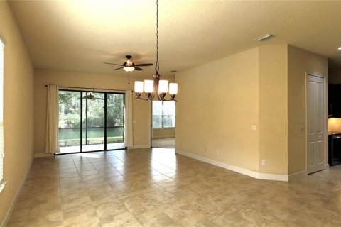 Townhouse in Ormond Beach, Florida 3 bedrooms, 139.45 sq.m. № 2104049 - photo 8