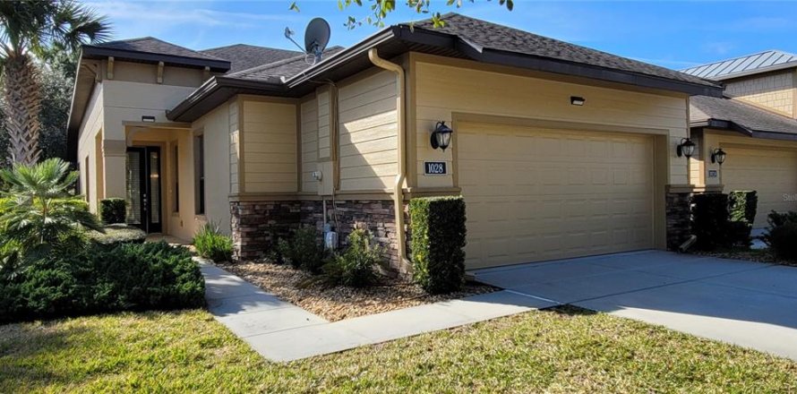 Townhouse in Ormond Beach, Florida 3 bedrooms, 139.45 sq.m. № 2104049