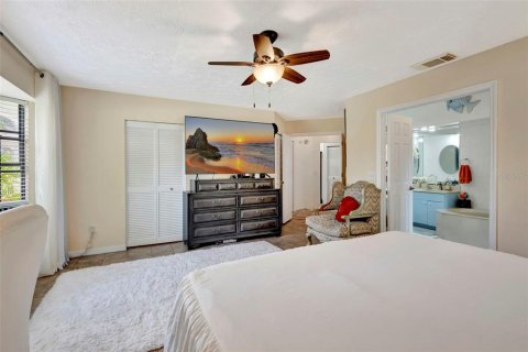 House in Saint Lucie, Florida 3 bedrooms, 164.62 sq.m. № 1783289 - photo 20