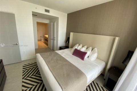 Condo in Hollywood, Florida, 2 bedrooms  № 1932373 - photo 16