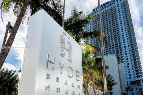 Condo in Hollywood, Florida, 2 bedrooms  № 1932373