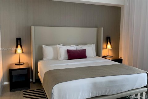 Condo in Hollywood, Florida, 2 bedrooms  № 1932373 - photo 8