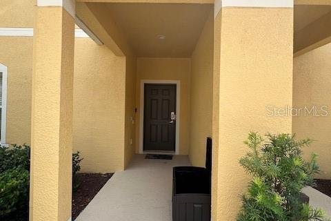 Adosado en alquiler en Kissimmee, Florida, 4 dormitorios, 176.7 m2 № 1906874 - foto 1