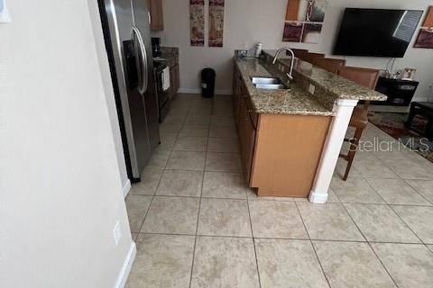 Adosado en alquiler en Kissimmee, Florida, 4 dormitorios, 176.7 m2 № 1906874 - foto 9