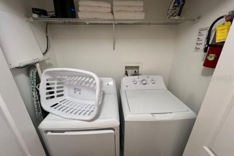 Adosado en alquiler en Kissimmee, Florida, 4 dormitorios, 176.7 m2 № 1906874 - foto 23