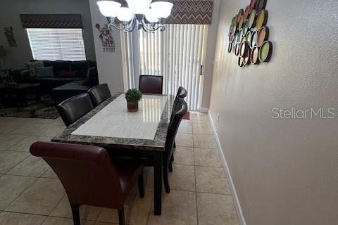 Adosado en alquiler en Kissimmee, Florida, 4 dormitorios, 176.7 m2 № 1906874 - foto 7