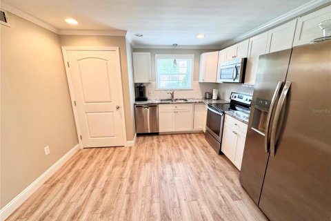 Condominio en alquiler en Orlando, Florida, 3 dormitorios, 152.36 m2 № 1866690 - foto 5