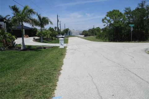 Terrain à vendre à Port Charlotte, Floride № 2233386 - photo 5