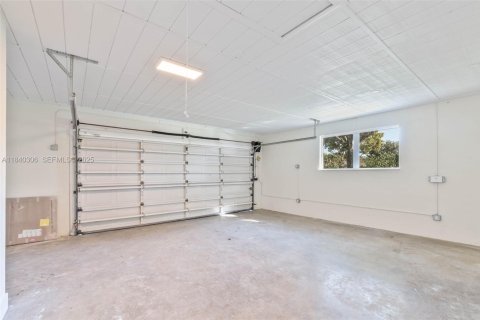 Casa en venta en Palmetto Bay, Florida, 4 dormitorios, 172.15 m2 № 1994416 - foto 20