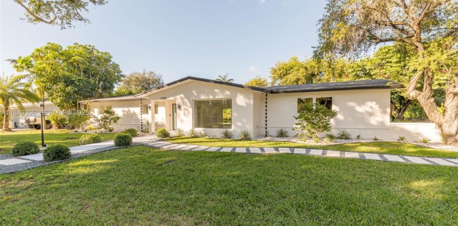 Casa en Palmetto Bay, Florida 4 dormitorios, 172.15 m2 № 1994416