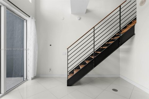 Купить кондоминиум в Майами, Флорида 1 спальня, 65.5м2, № 1994513 - фото 15