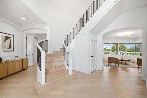 House in Bradenton, Florida 6 bedrooms, 513.75 sq.m. № 2136727 - photo 8
