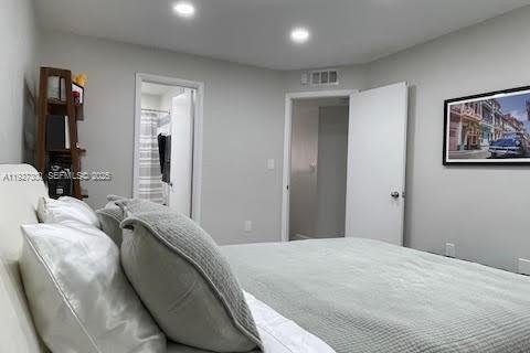 Снять в аренду таунхаус в Майами, Флорида 2 спальни, 92.9м2, № 1986052 - фото 11