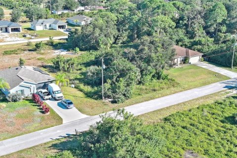 Land in Lehigh Acres, Florida № 2162656 - photo 11
