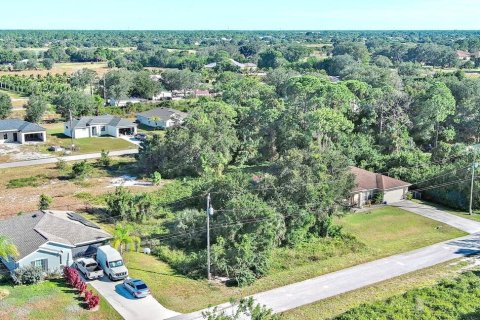 Land in Lehigh Acres, Florida № 2162656 - photo 10