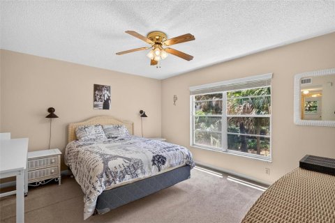Condo in Ormond Beach, Florida, 2 bedrooms  № 2222955 - photo 13