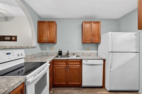 Condo in Ormond Beach, Florida, 2 bedrooms  № 2222955 - photo 5