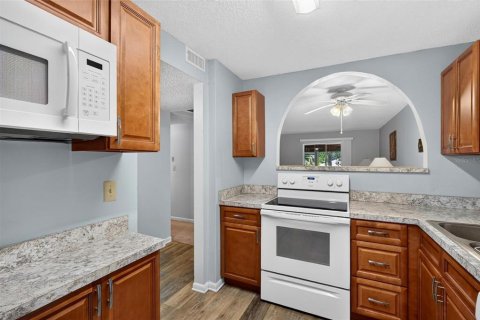 Condo in Ormond Beach, Florida, 2 bedrooms  № 2222955 - photo 6