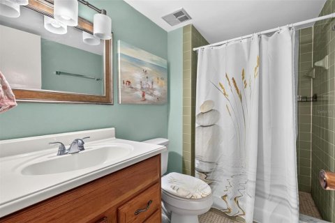 Condo in Ormond Beach, Florida, 2 bedrooms  № 2222955 - photo 18