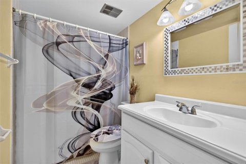 Condo in Ormond Beach, Florida, 2 bedrooms  № 2222955 - photo 21
