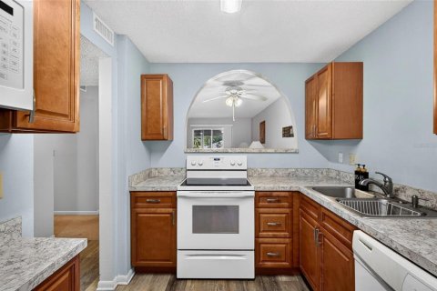 Condo in Ormond Beach, Florida, 2 bedrooms  № 2222955 - photo 7