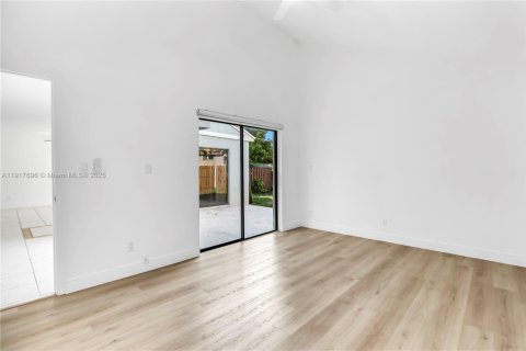 Adosado en alquiler en Plantation, Florida, 3 dormitorios, 146.51 m2 № 1975789 - foto 8