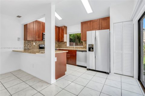 Adosado en alquiler en Plantation, Florida, 3 dormitorios, 146.51 m2 № 1975789 - foto 18